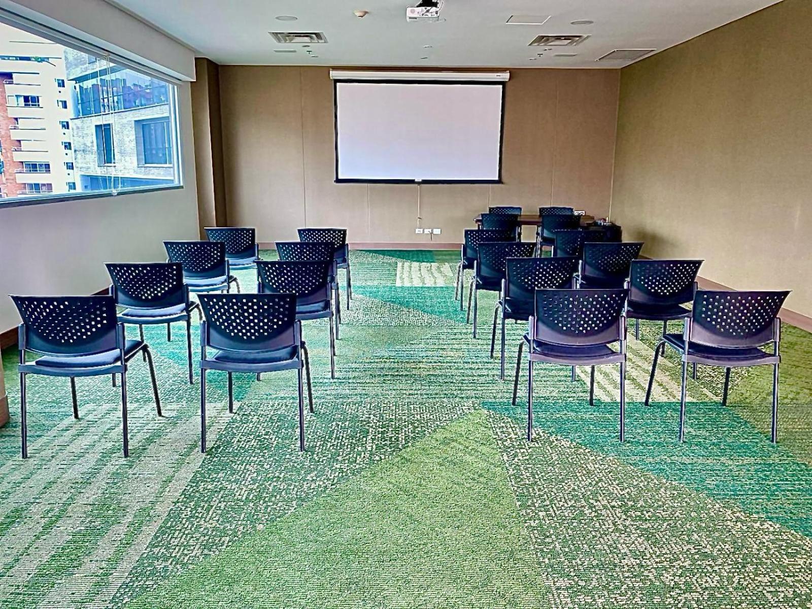 Hampton By Hilton Hotel Medellín