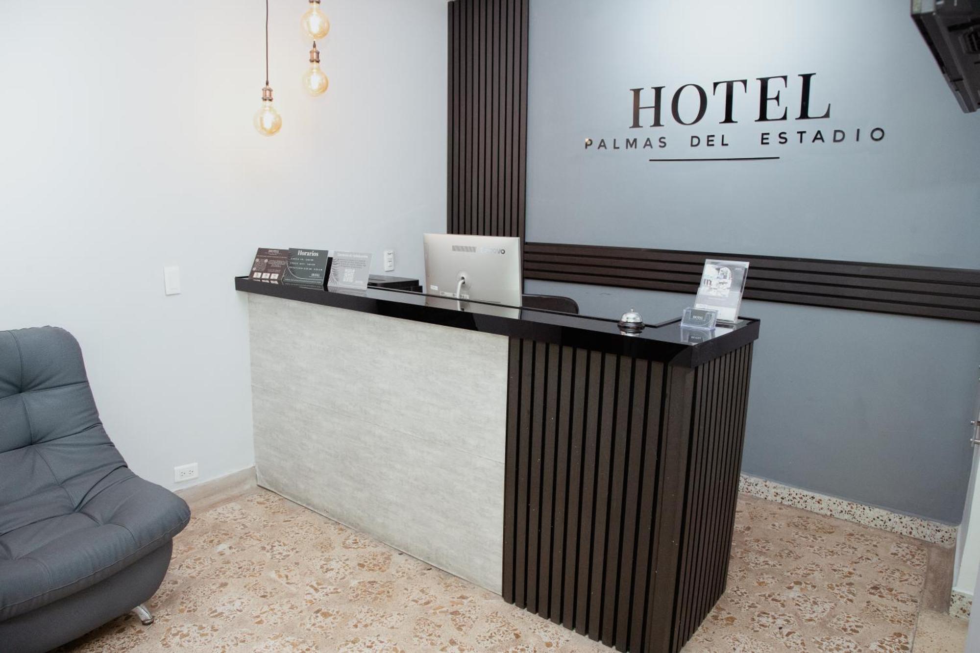 Hotel Palmas Del Estadio Hotel