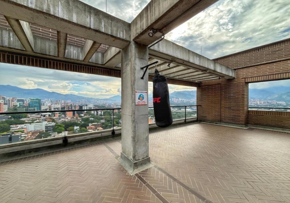 The Location In Poblado Air Conditioning Apartamento Medellín