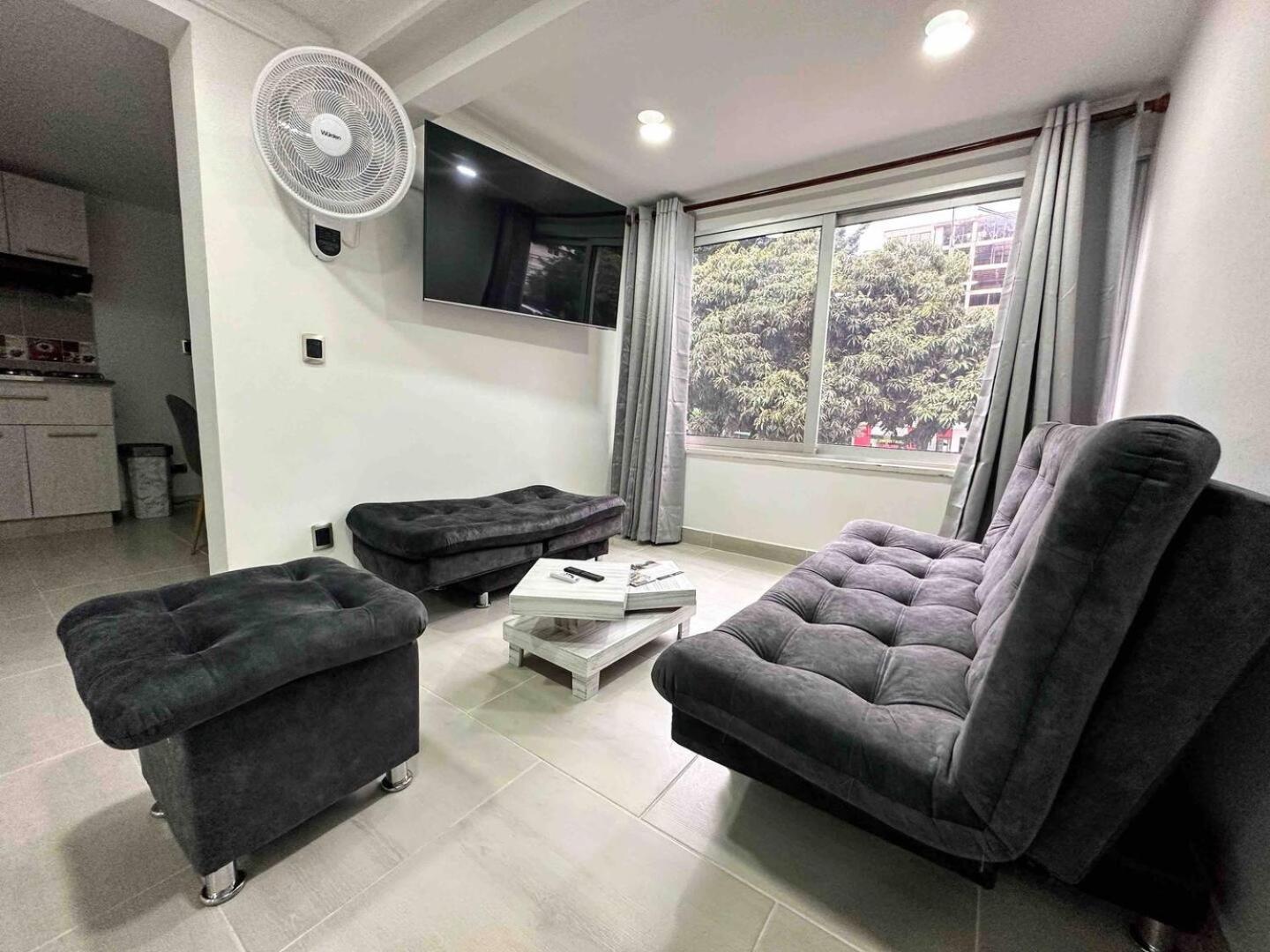 Apartamento Modernos En La Avenida 80