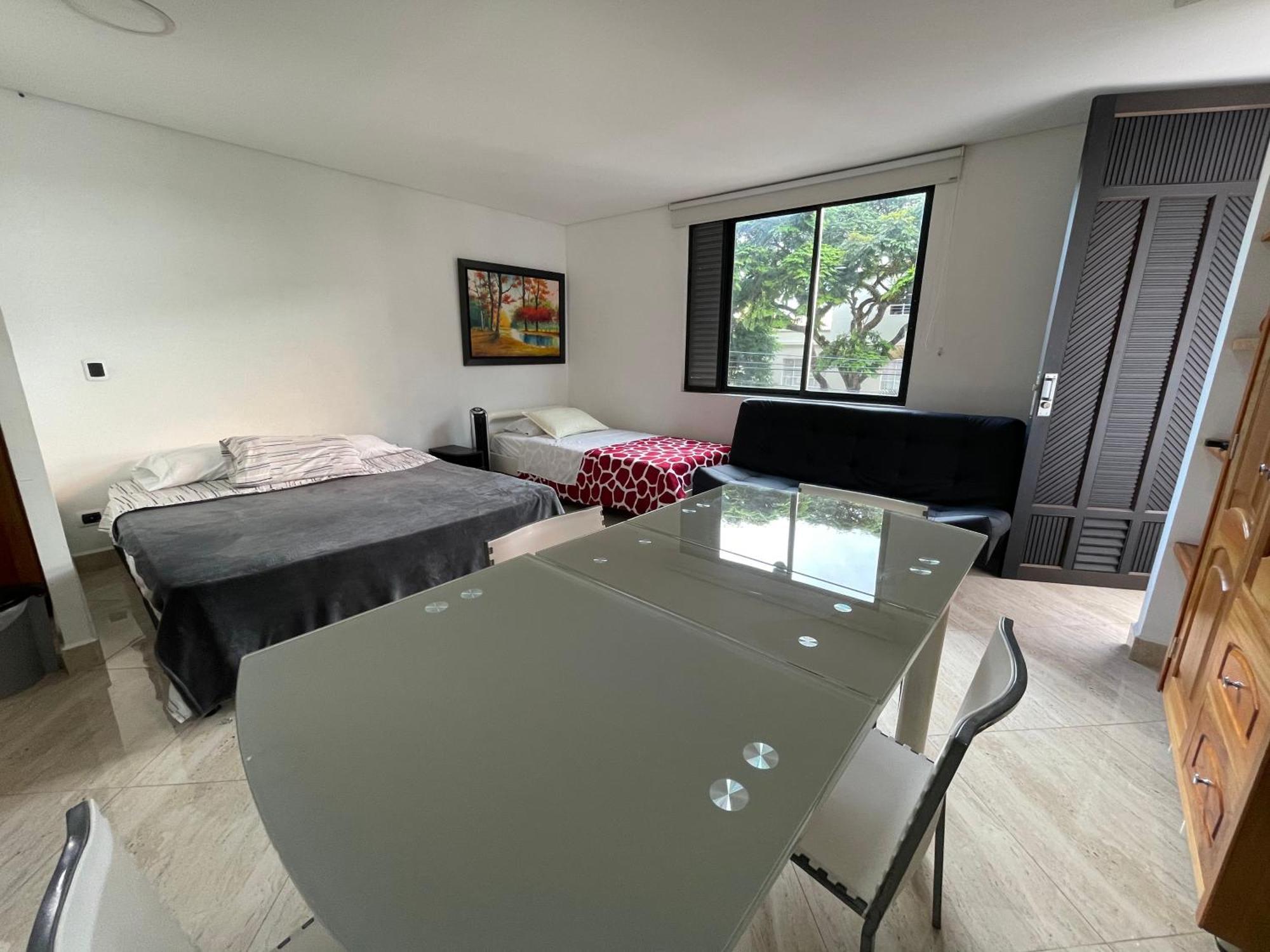 Nuevo, Moderno , Elegante Y Muy Bien Ubicado , En Laureles Apartamento