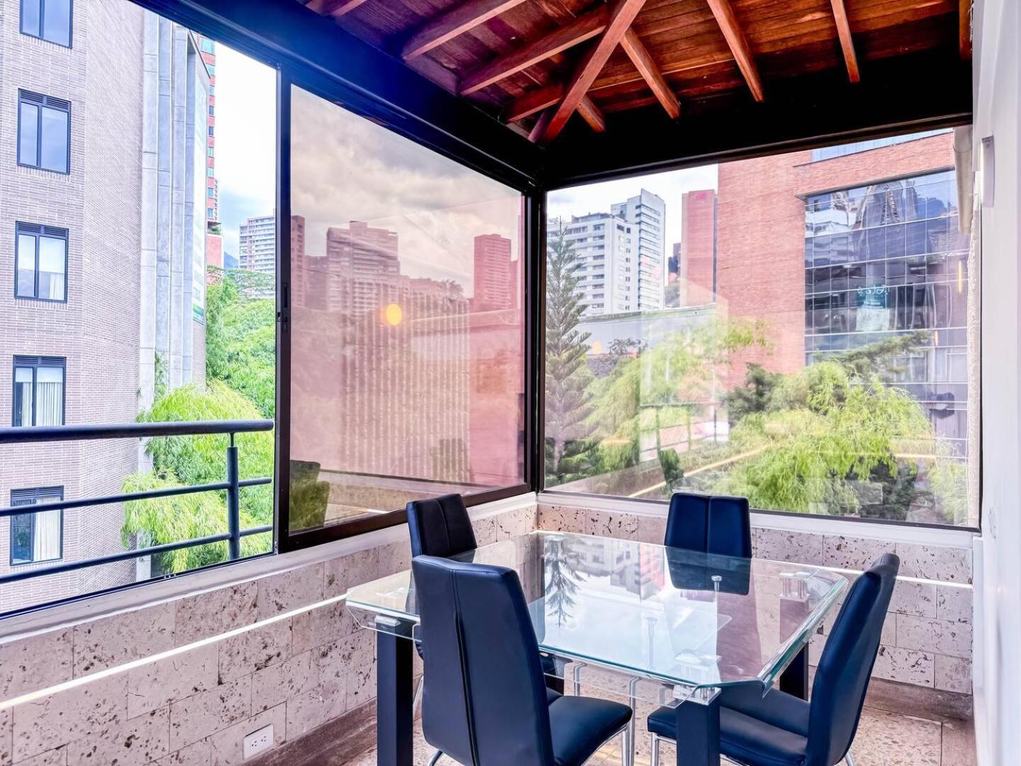 3br 240 M Ac Pool El Tesoro * Medellín