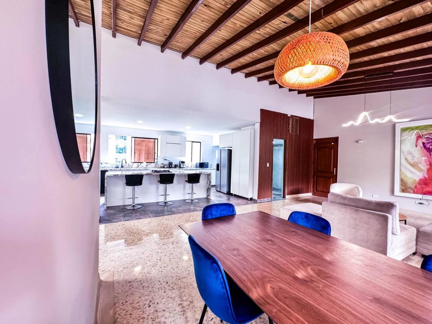 3br 240 M Ac Pool El Tesoro * Medellín