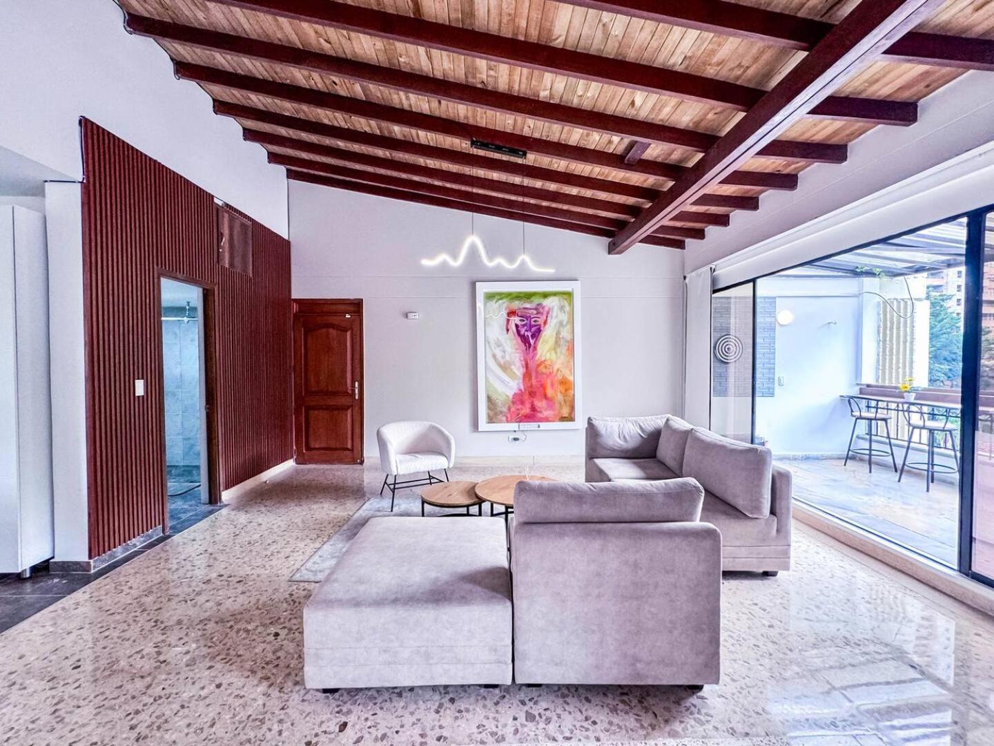 3br 240 M Ac Pool El Tesoro * Medellín