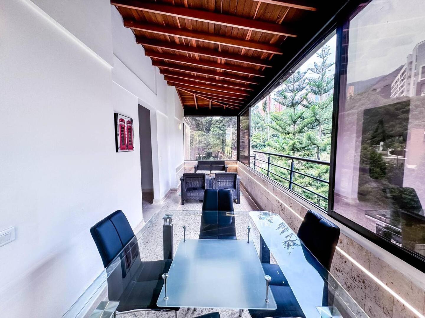 3br 240 M Ac Pool El Tesoro Apartamento Medellín