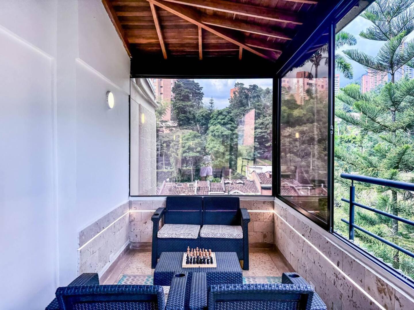 3br 240 M Ac Pool El Tesoro Apartamento Medellín