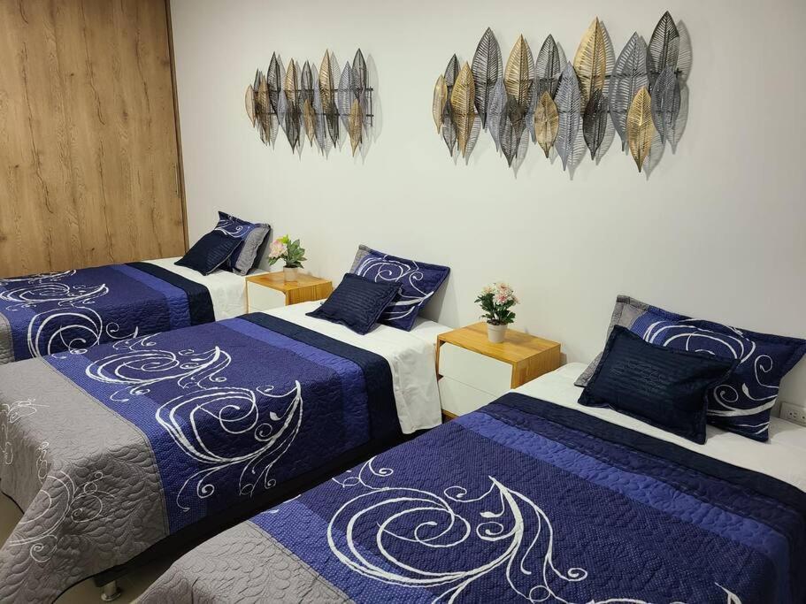 Moderno En Laureles De 3 Medellín