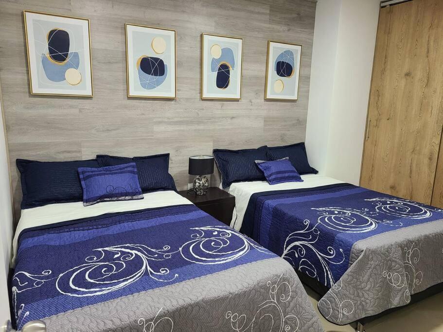 Moderno En Laureles De 3 Apartamento