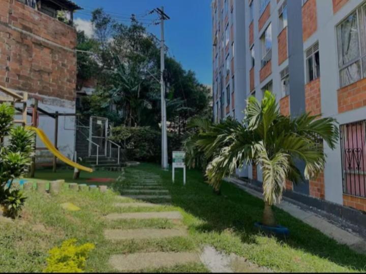 Vistas Lindas Cerca Centro Medellín
