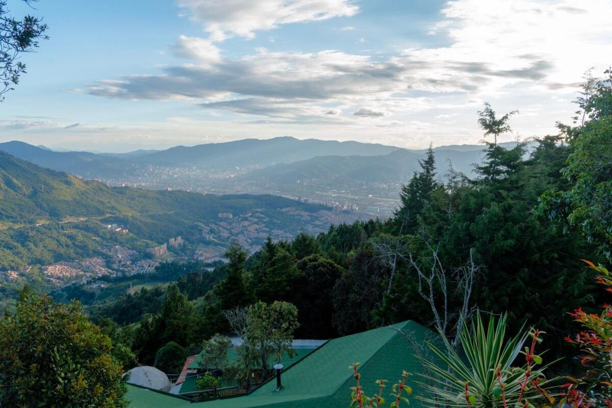 Chalet Con Jacuzzi, Masaje En Sitio Opcional Y Chimenea Romantica-santa Elena