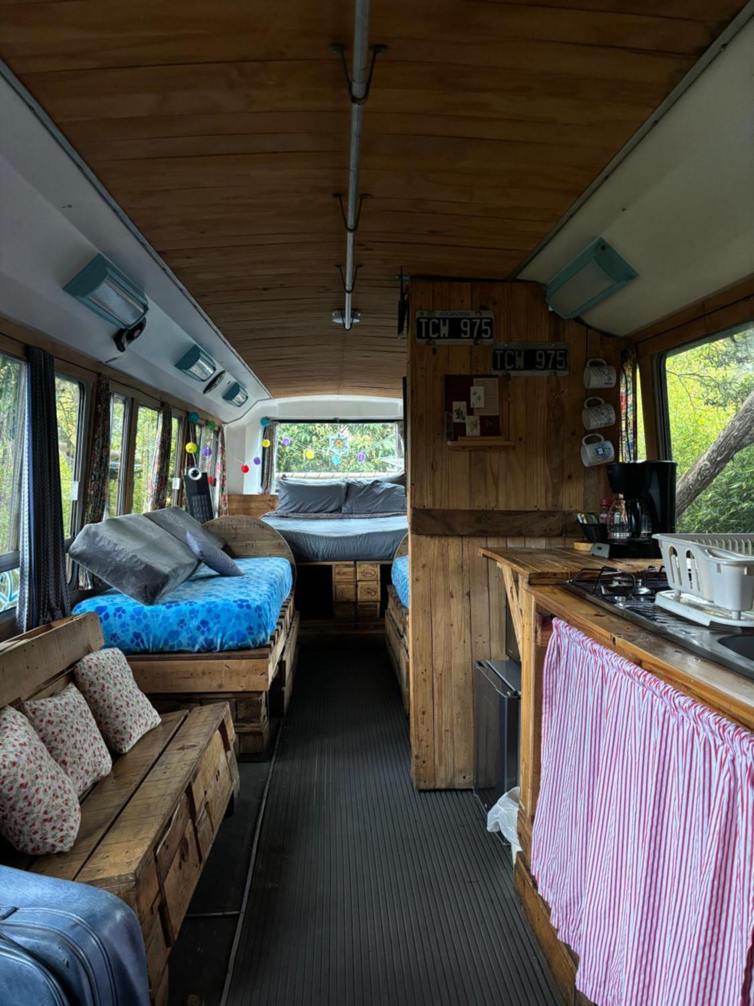 El Bus Del Bosque Camping