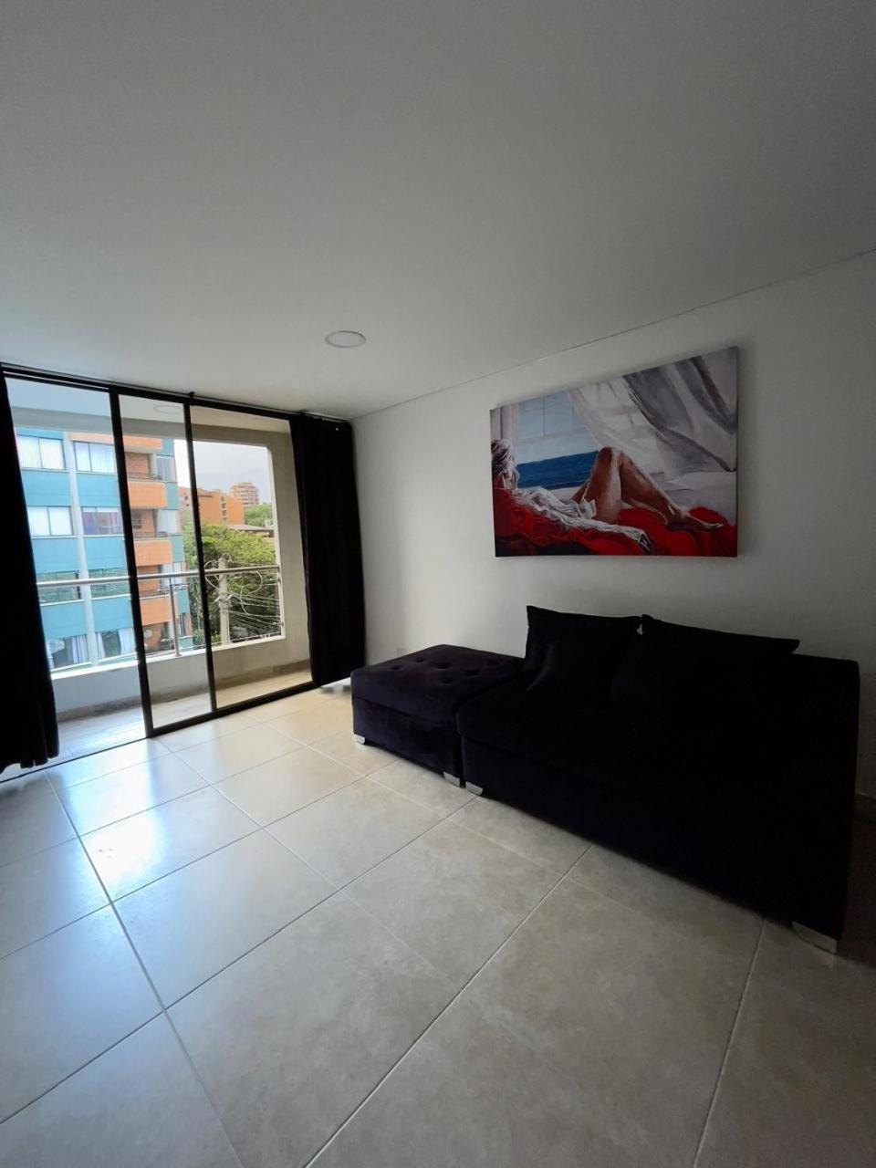 Apartamento With Privileged Location *