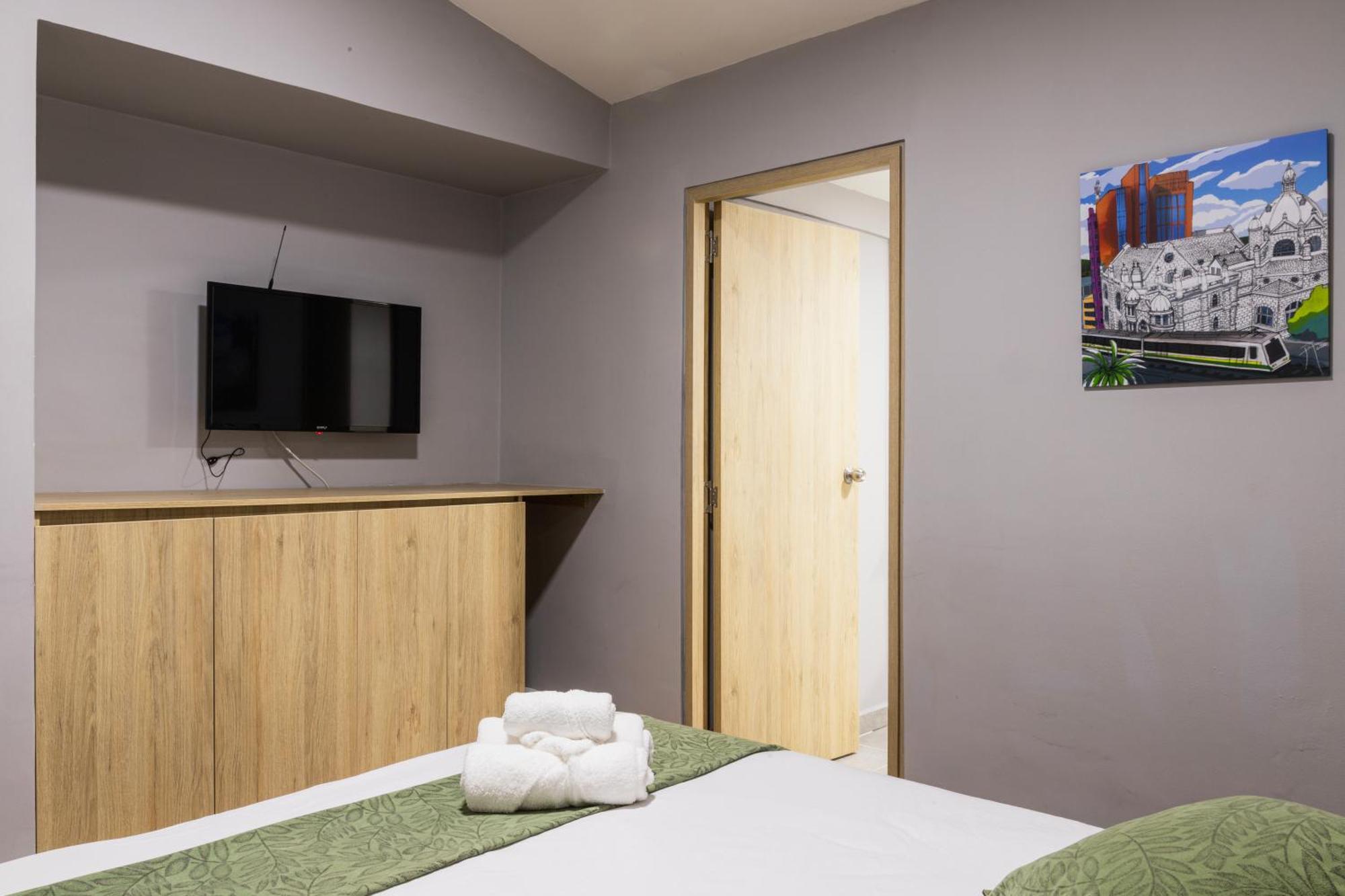 Casa 73 Deluxe Hotel