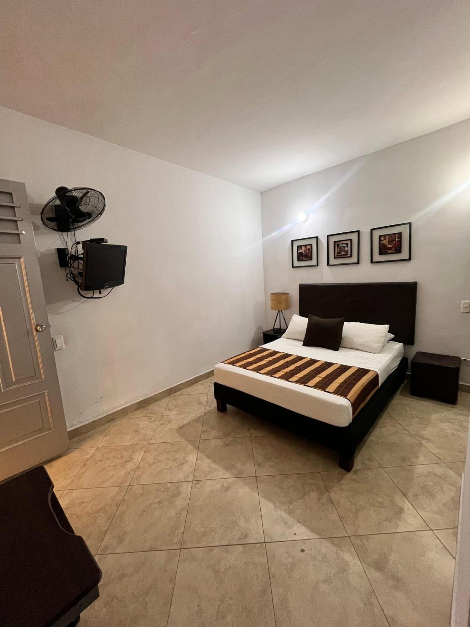 Hotel Quinta Avenida 3*