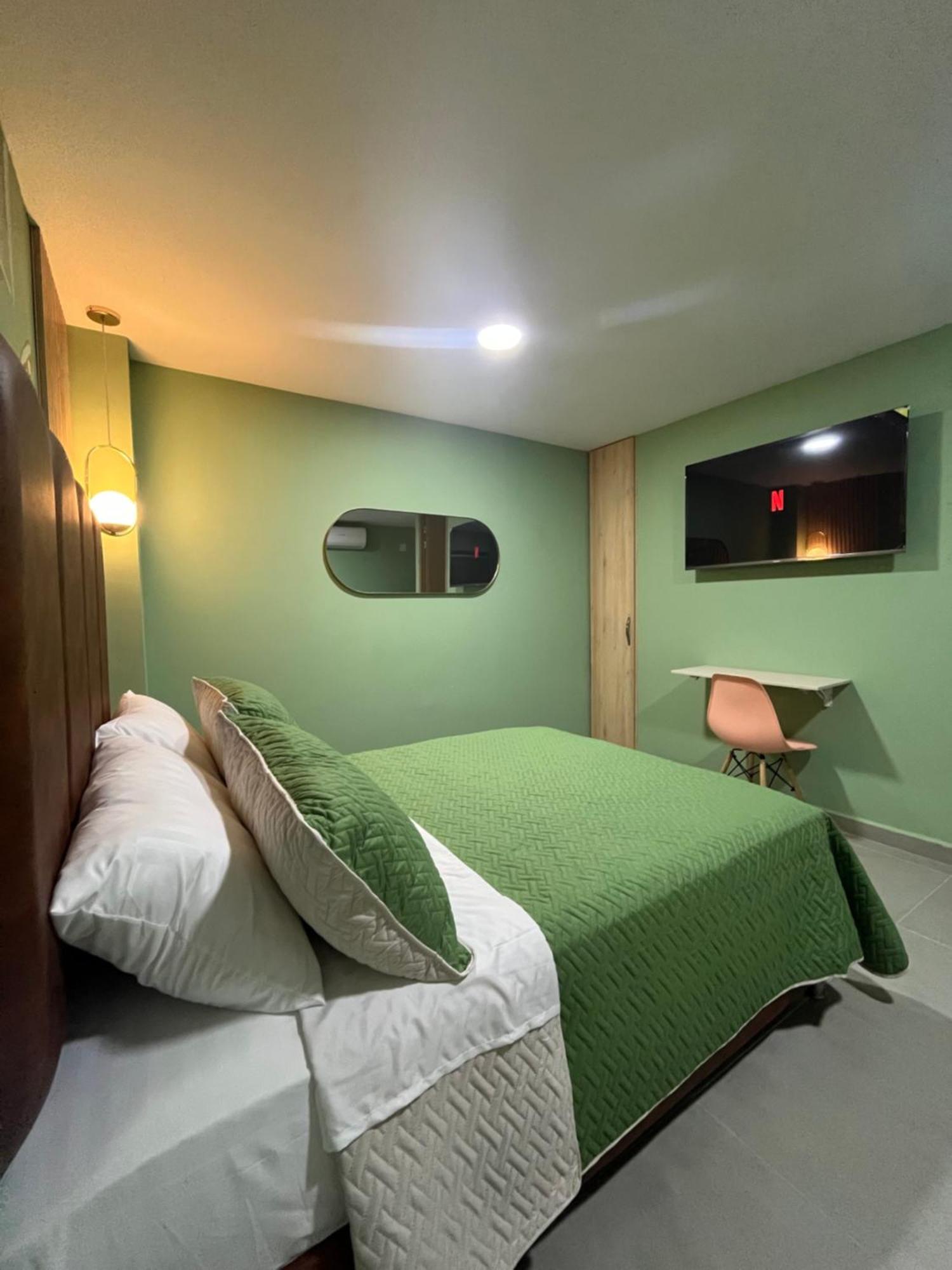 Amaranto Apartahotel 3*