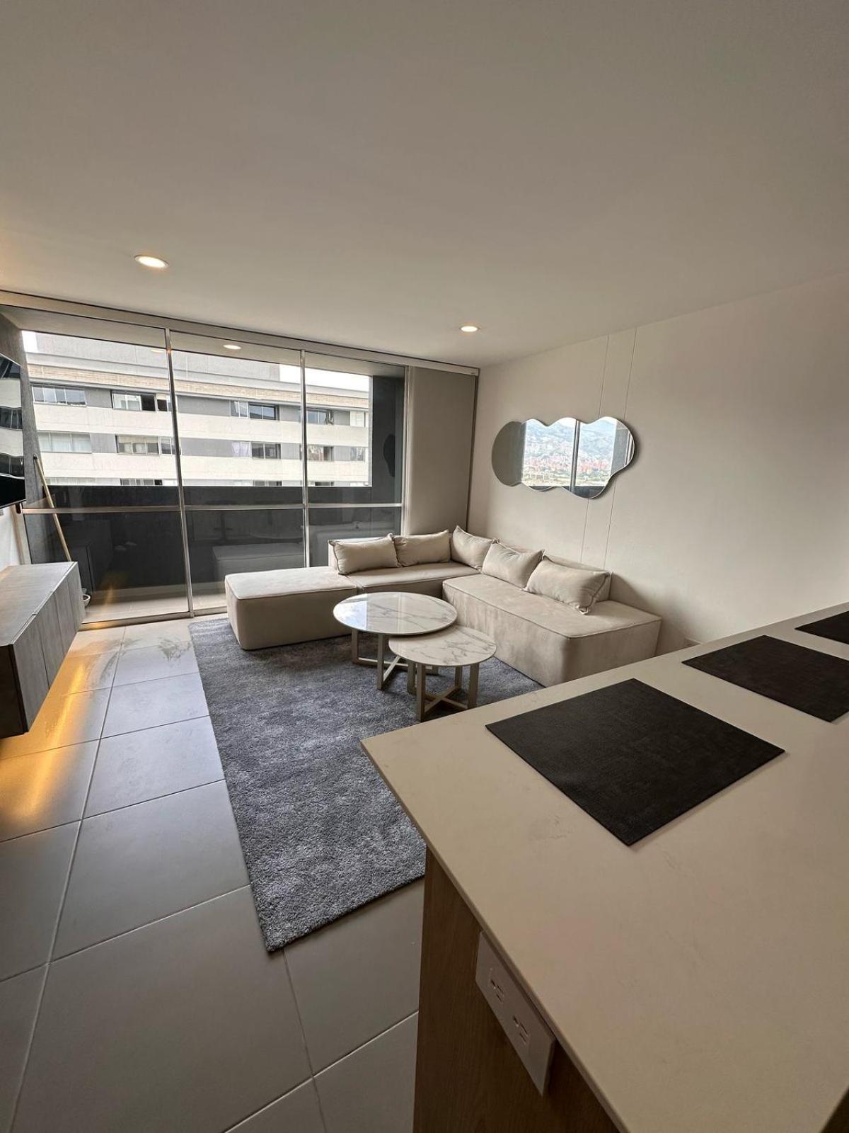 Luxurious And Modern *