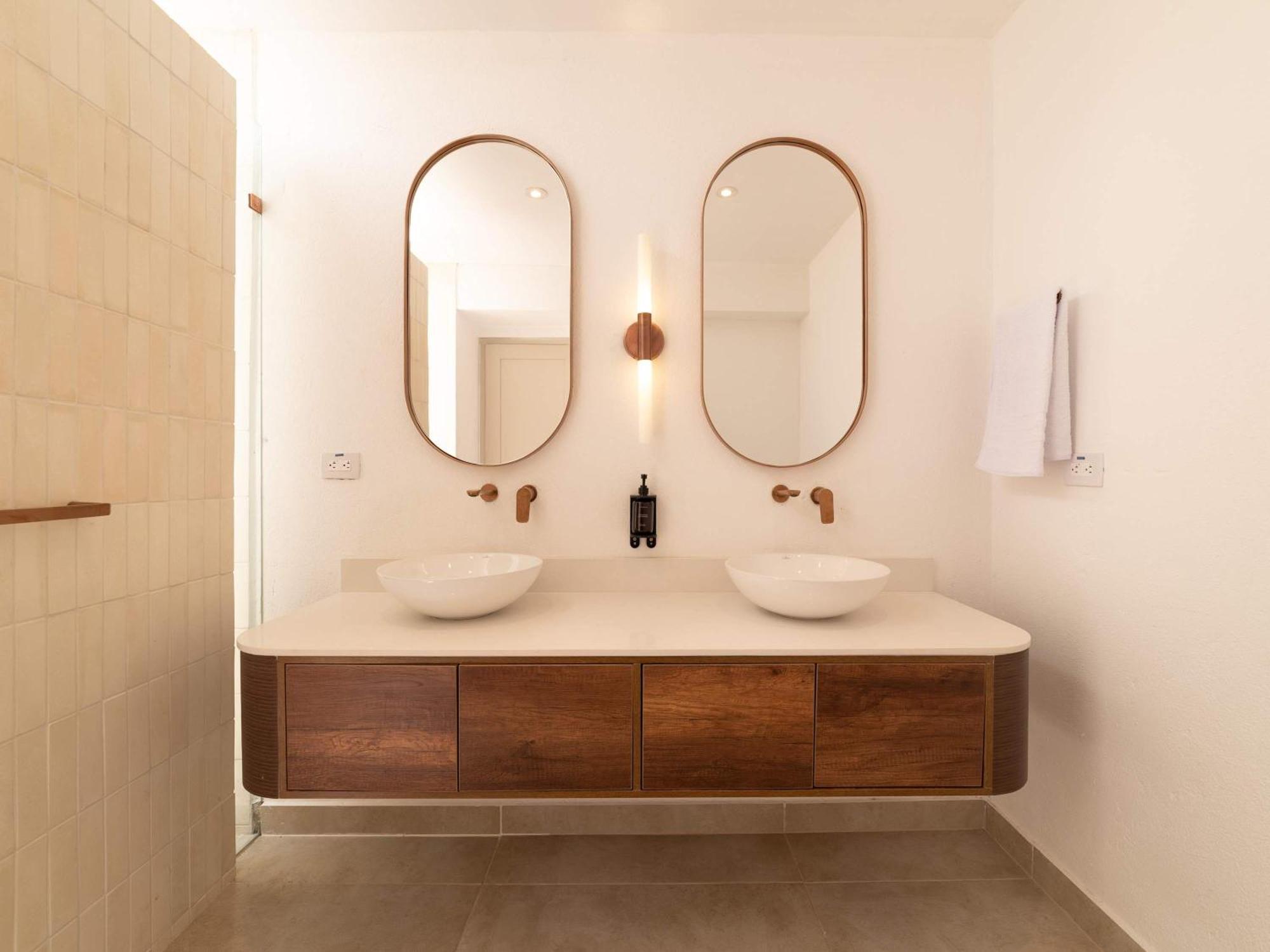 Сasa de vacaciones Marvelous 5br With Jacuzzi In El Poblado