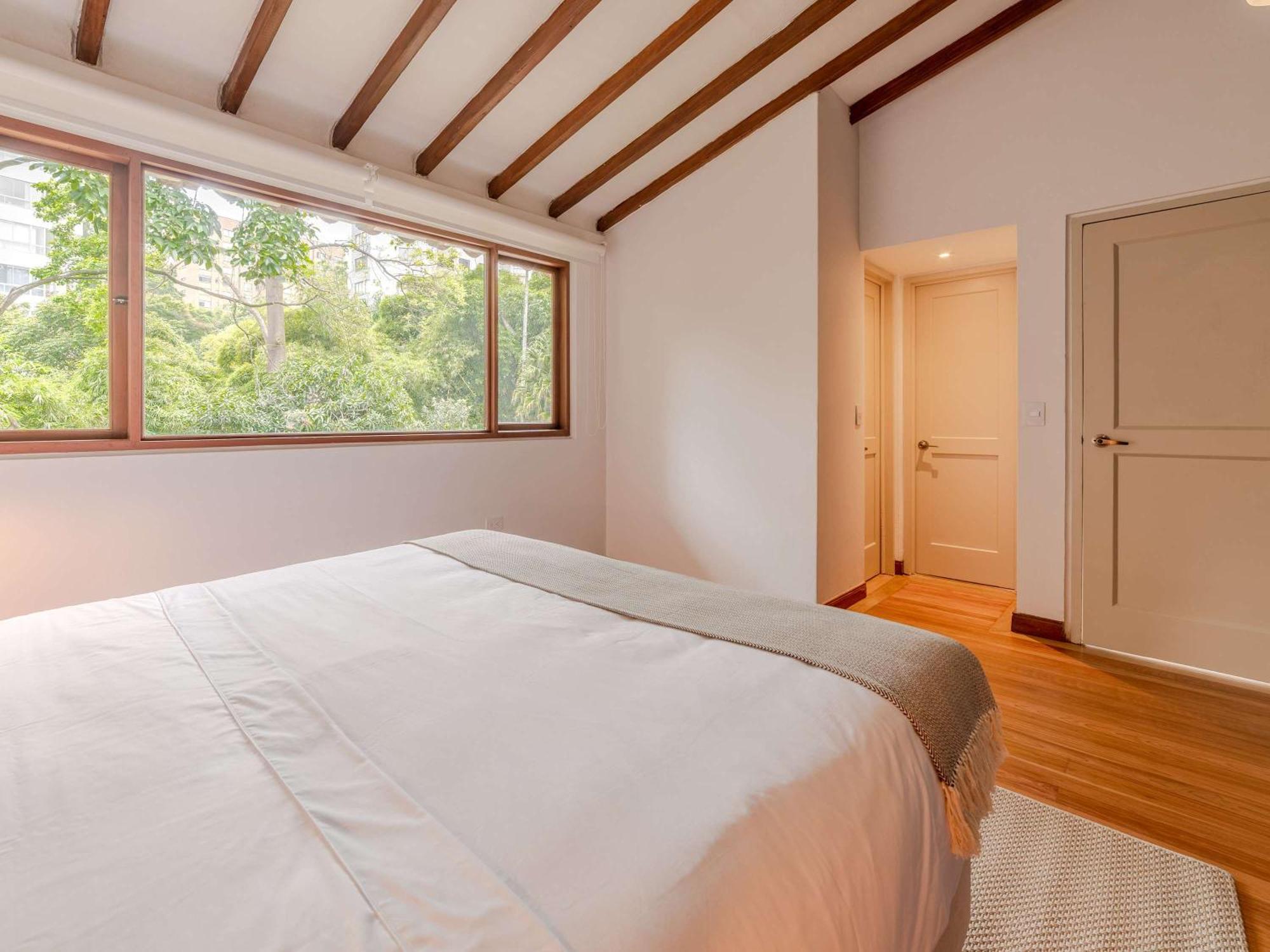 Marvelous 5br With Jacuzzi In El Poblado Сasa de vacaciones