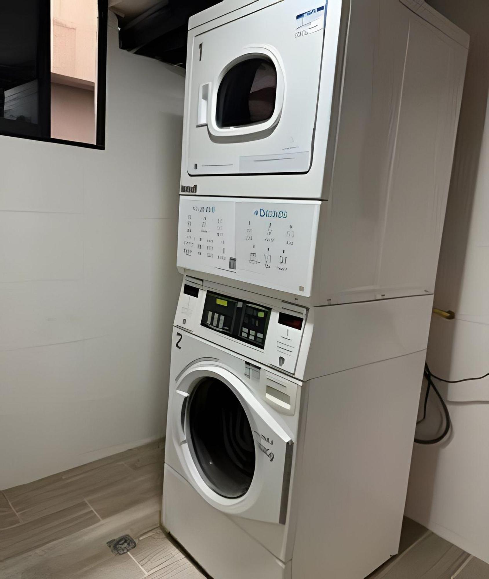 81 Living Apartamento