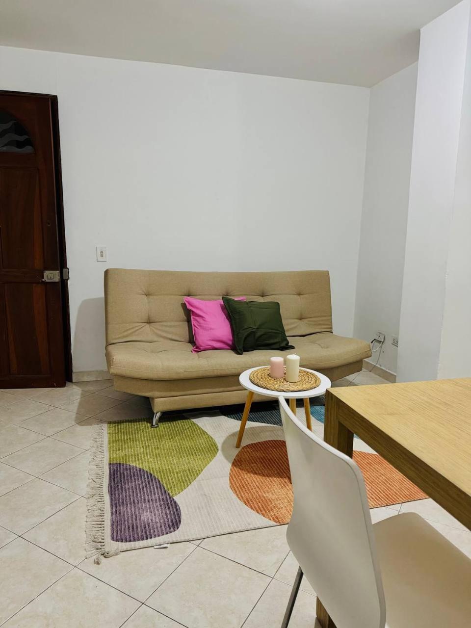 Apartamento Amoblado Laureles-estadio 3 Medellín