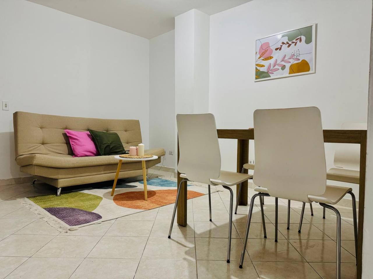 Amoblado Laureles-estadio 3 Apartamento *