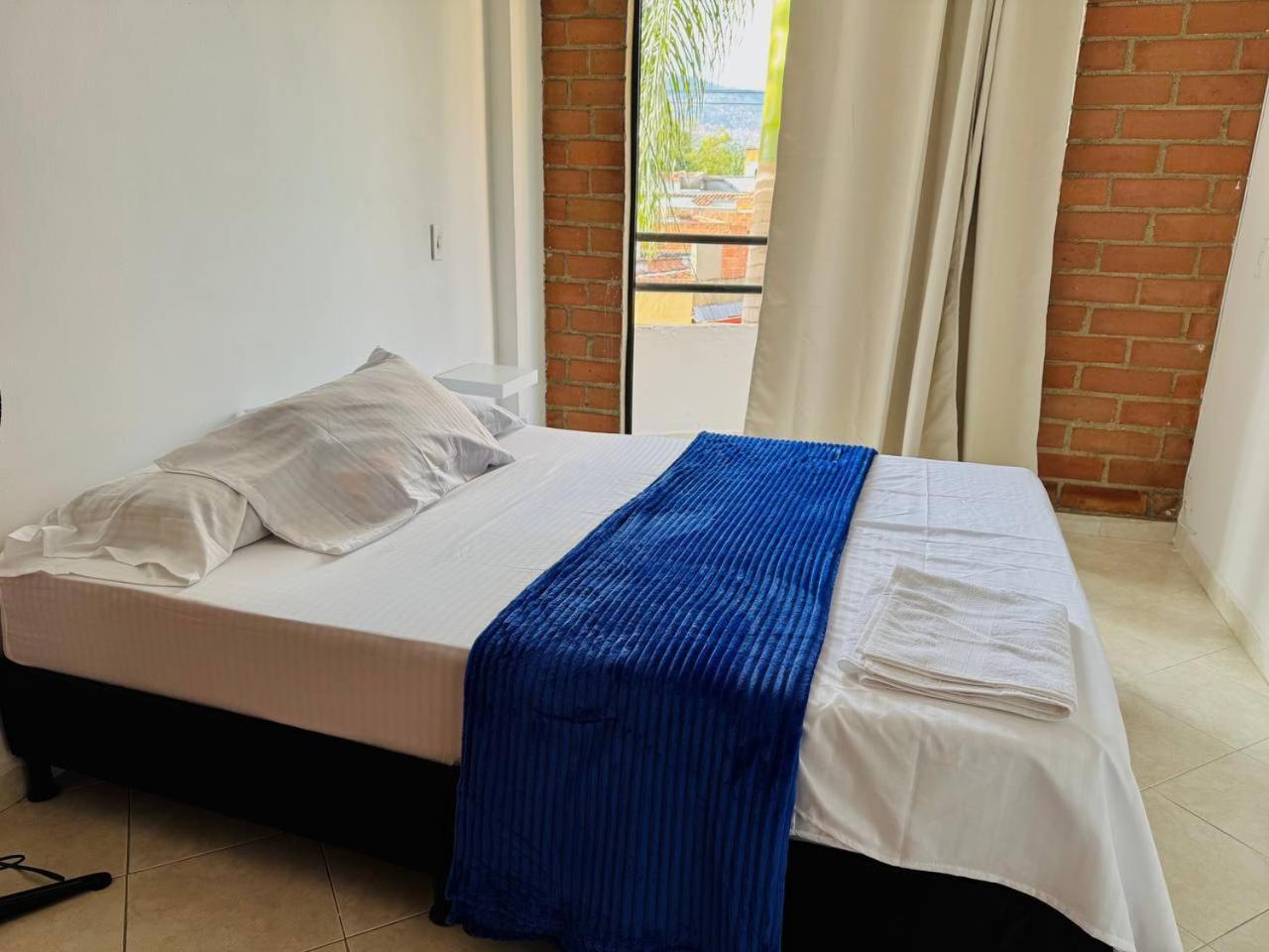 Apartamento Amoblado Laureles-estadio 3