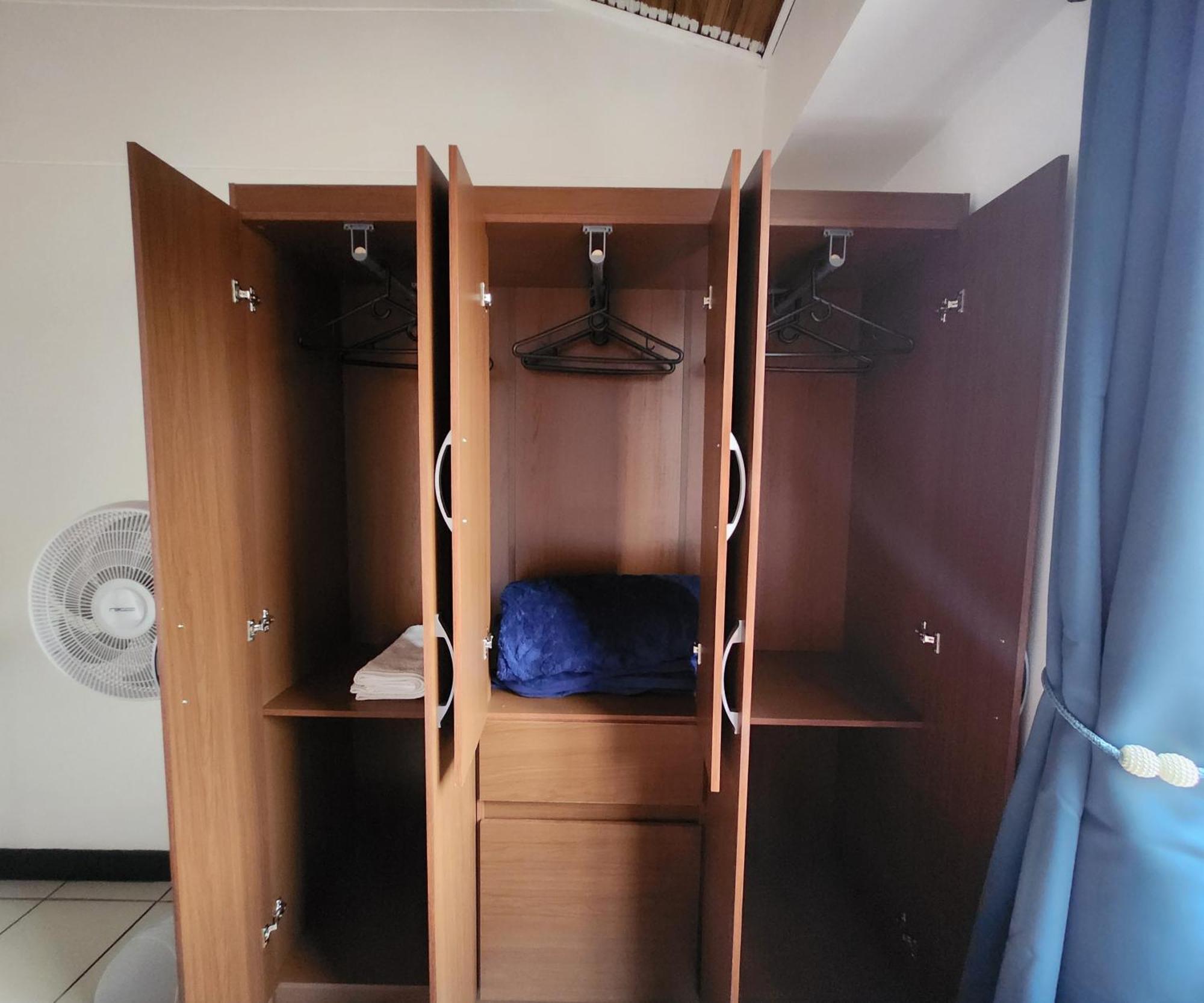Comoda Cerca Al Metro Habitación en casa particular