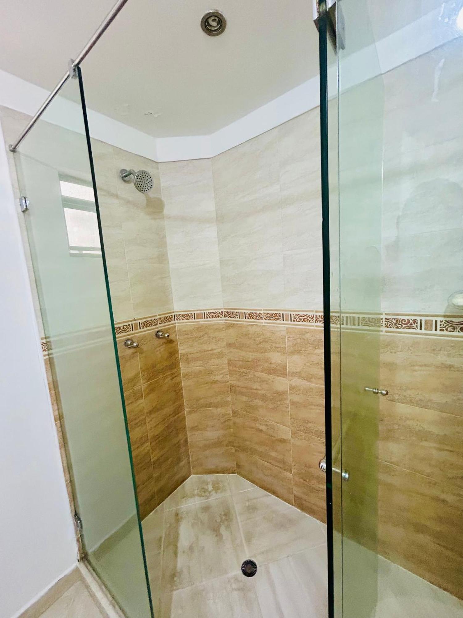 Con Bano Privado En Belen Alpes Habitación en casa particular Medellín