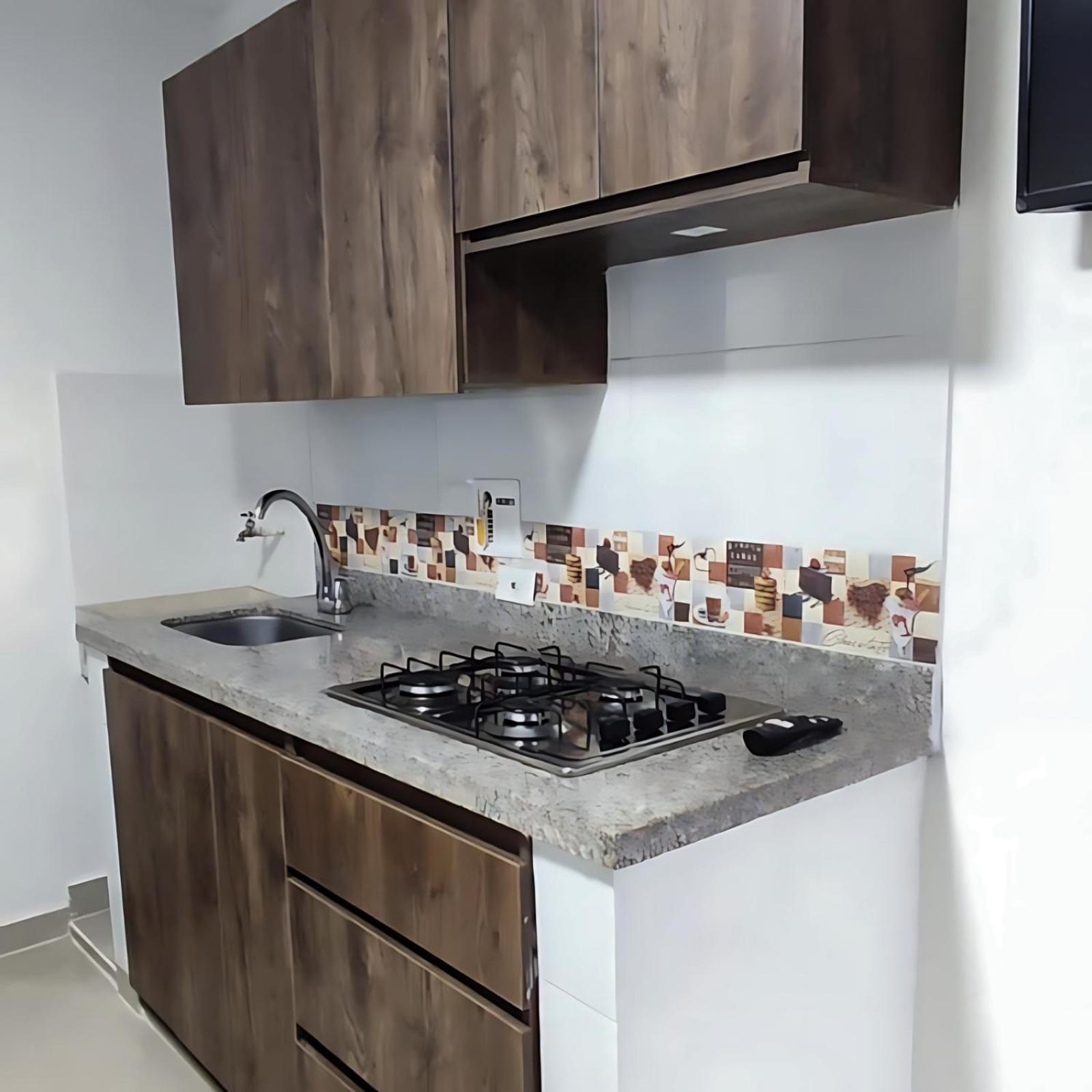 Casa Estadio Turisticos Renovados Y Modernos Cerca Al Metro - Barrio Laureles-estadio Apartamento *