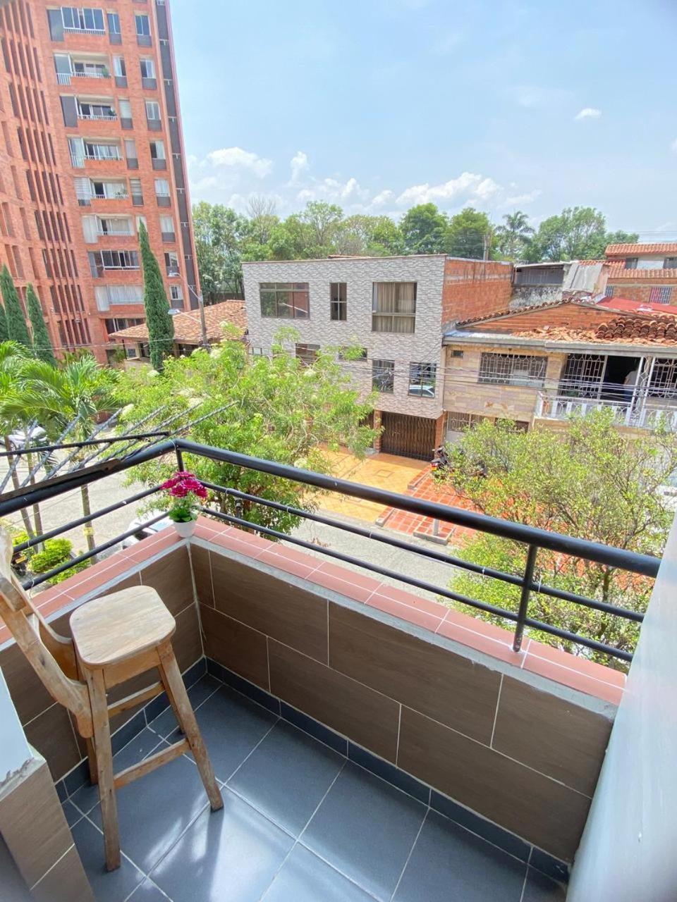 S32 Con Balcon En Laureles Estadio Apartamento