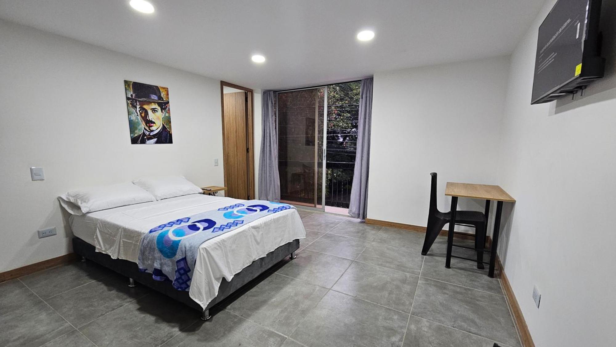 Komfort House Premium * Medellín
