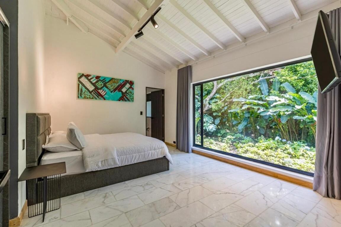 Breathtaking 6br Private Paradise In Poblado Mde *