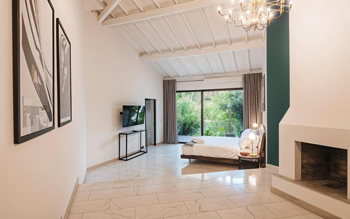 Breathtaking 6br Private Paradise In Poblado Mde Villa Medellín