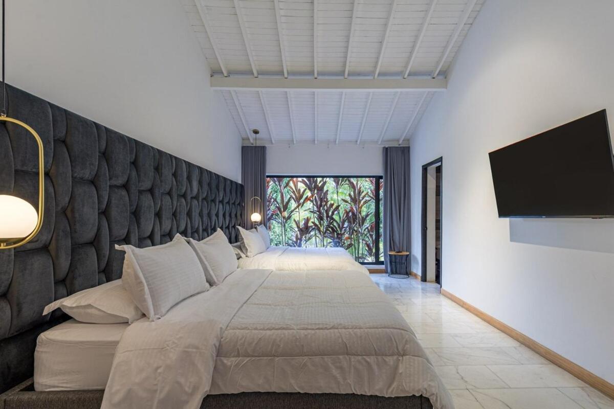 Breathtaking 6br Private Paradise In Poblado Mde Villa *