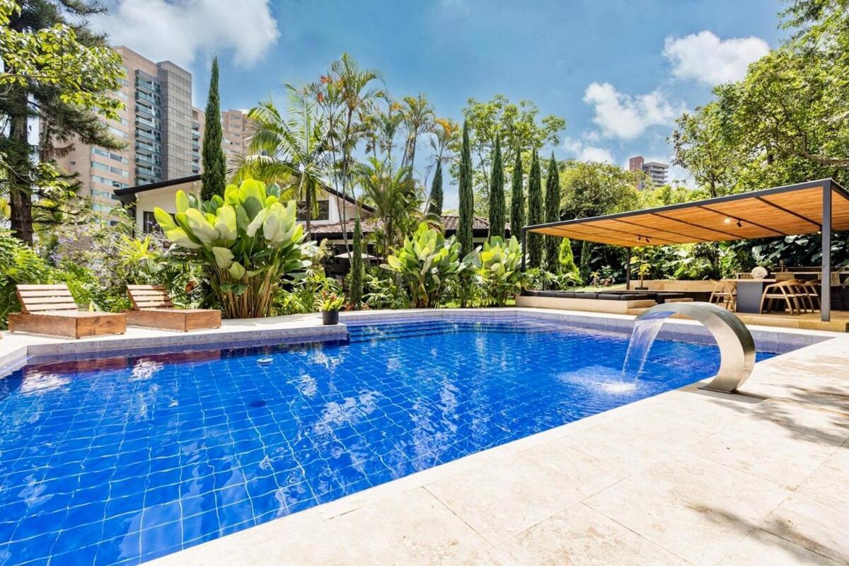 Breathtaking 6br Private Paradise In Poblado Mde Villa Medellín