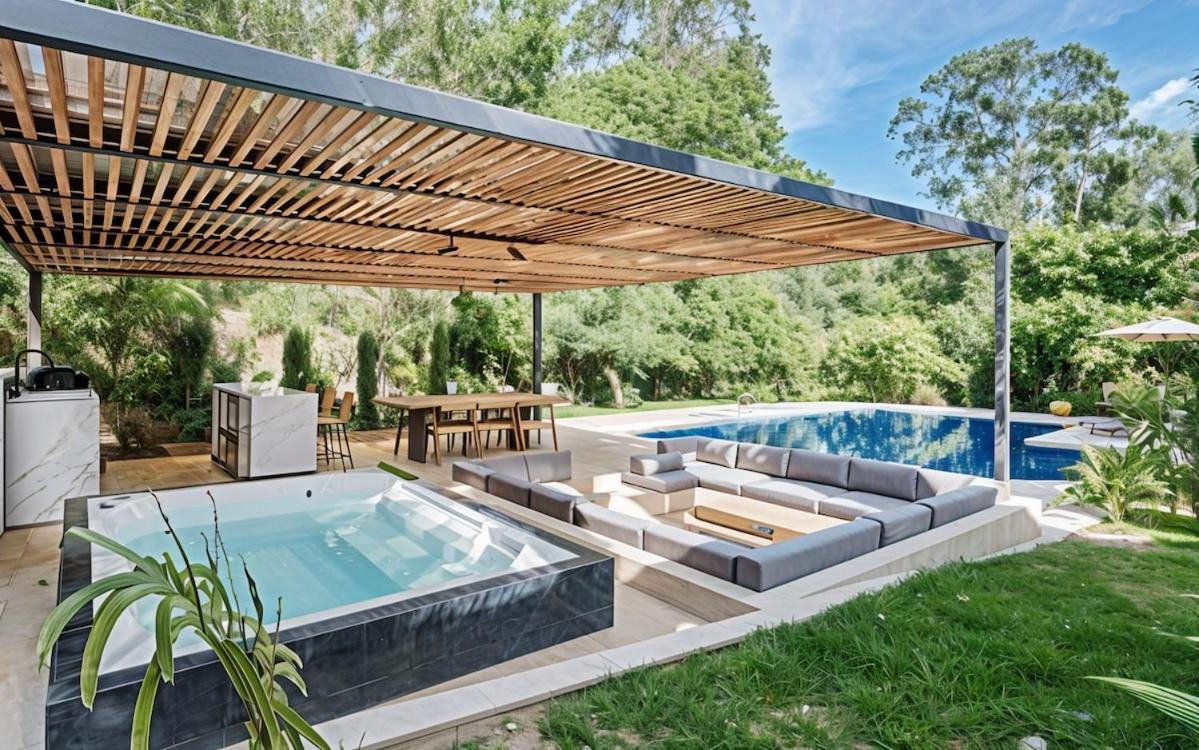 Villa Breathtaking 6br Private Paradise In Poblado Mde Medellín