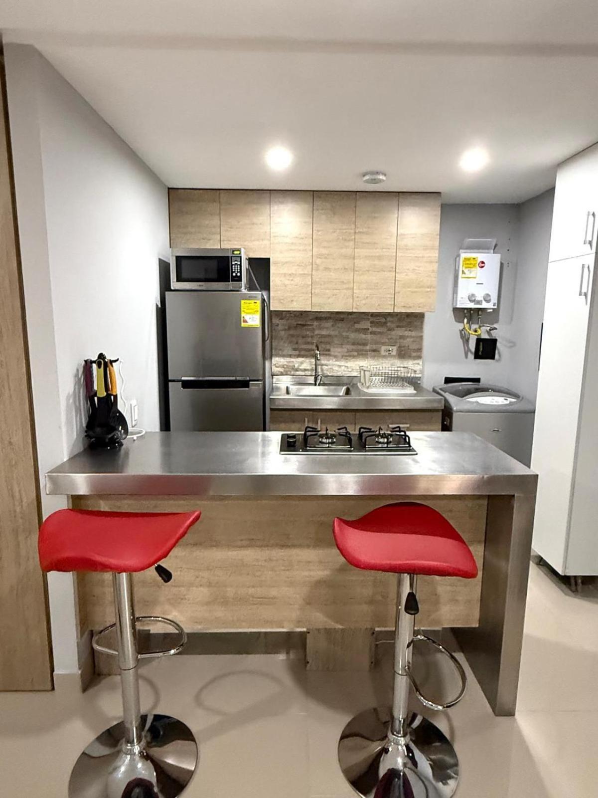 Apartamento Hermoso Apartamento, En El Poblado Medellín