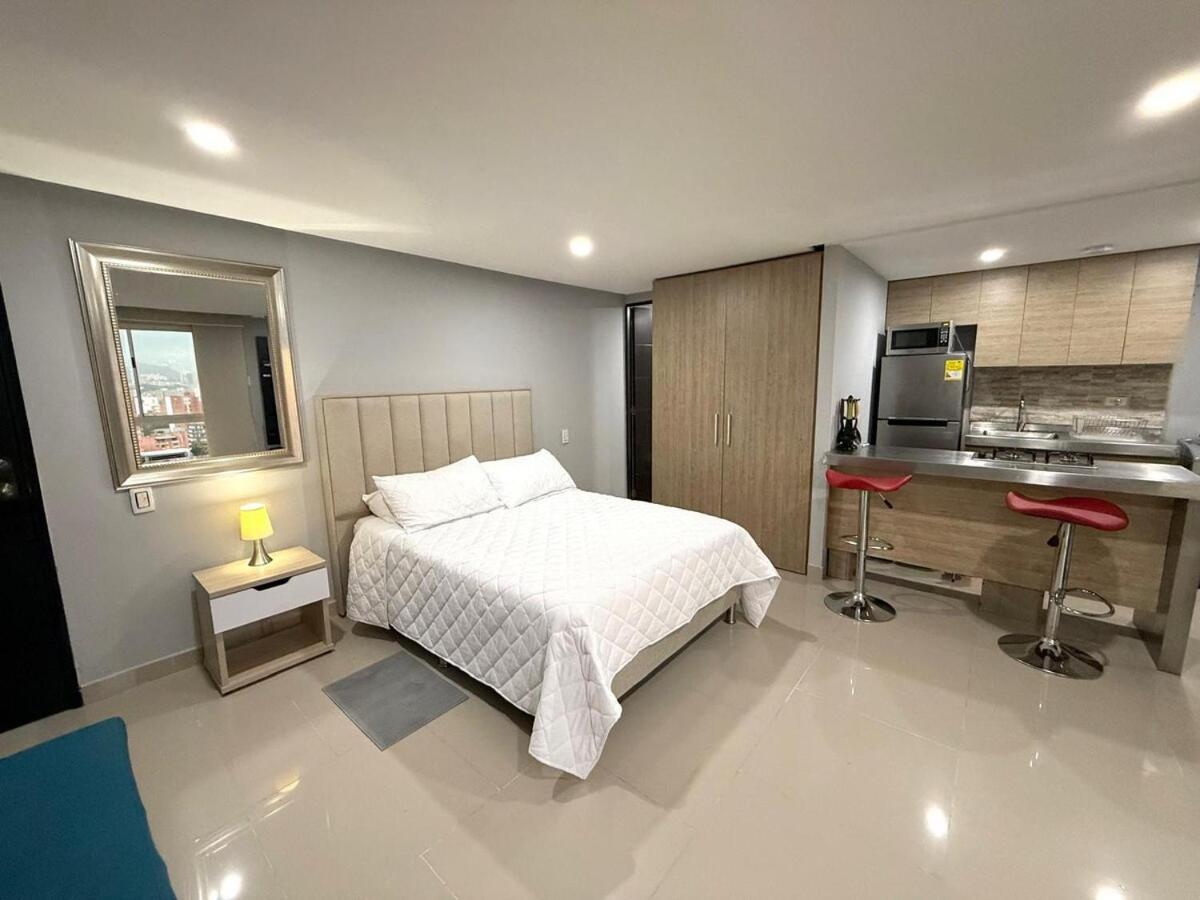 Hermoso Apartamento, En El Poblado Apartamento *