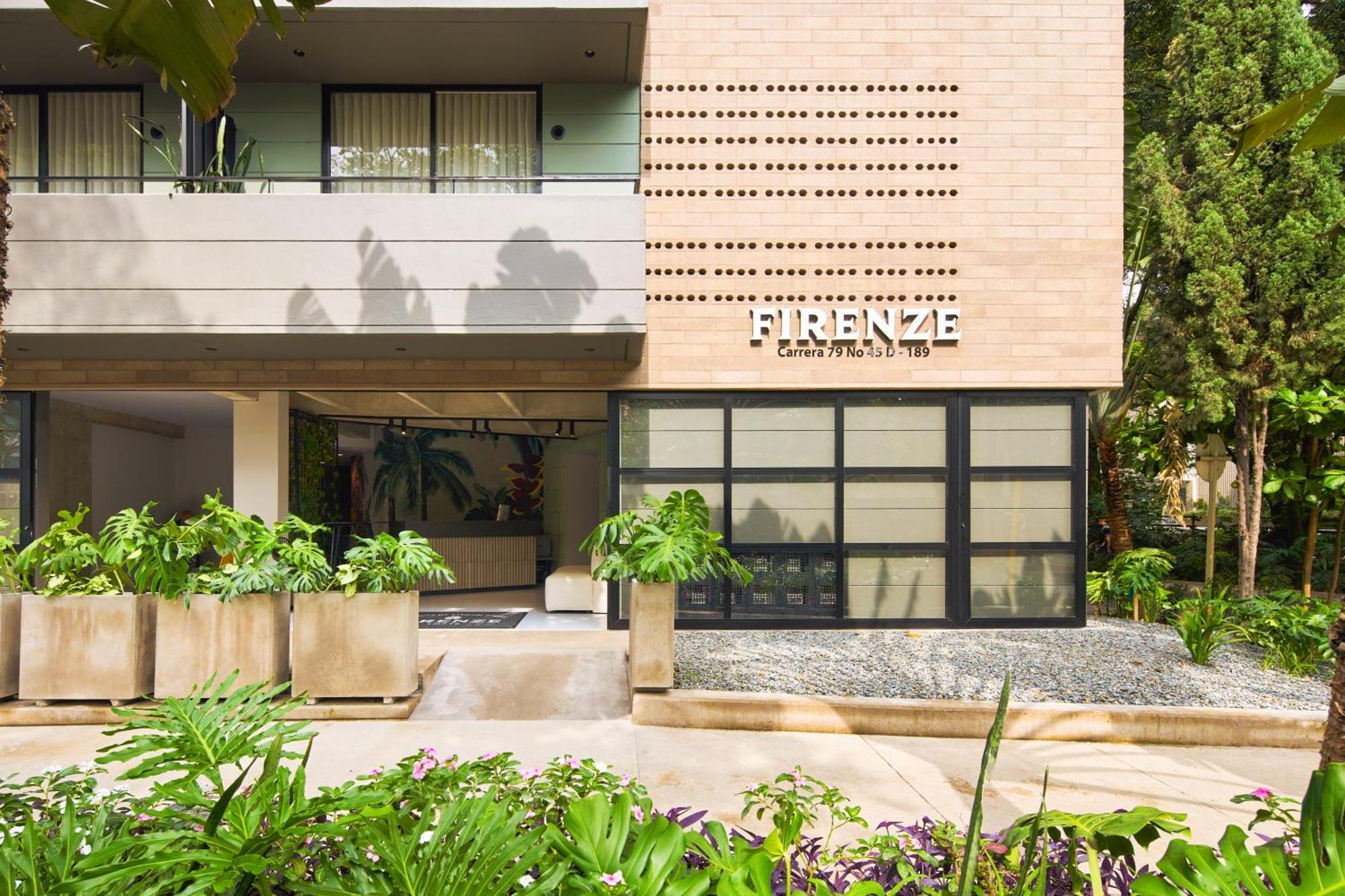 Hotel Firenze Lofts 4*