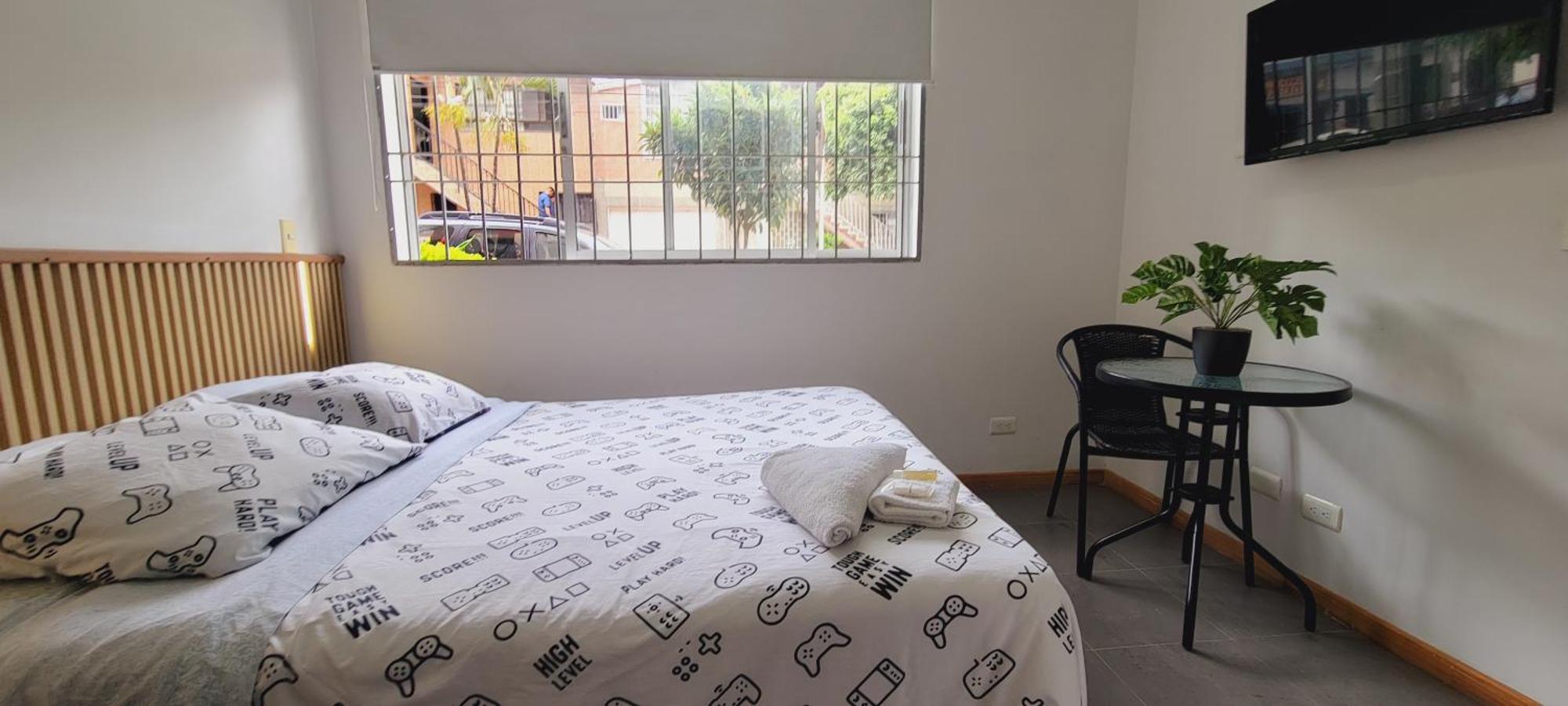 Amazing House With Turkish Steam Near Exito Laureles Pensión *