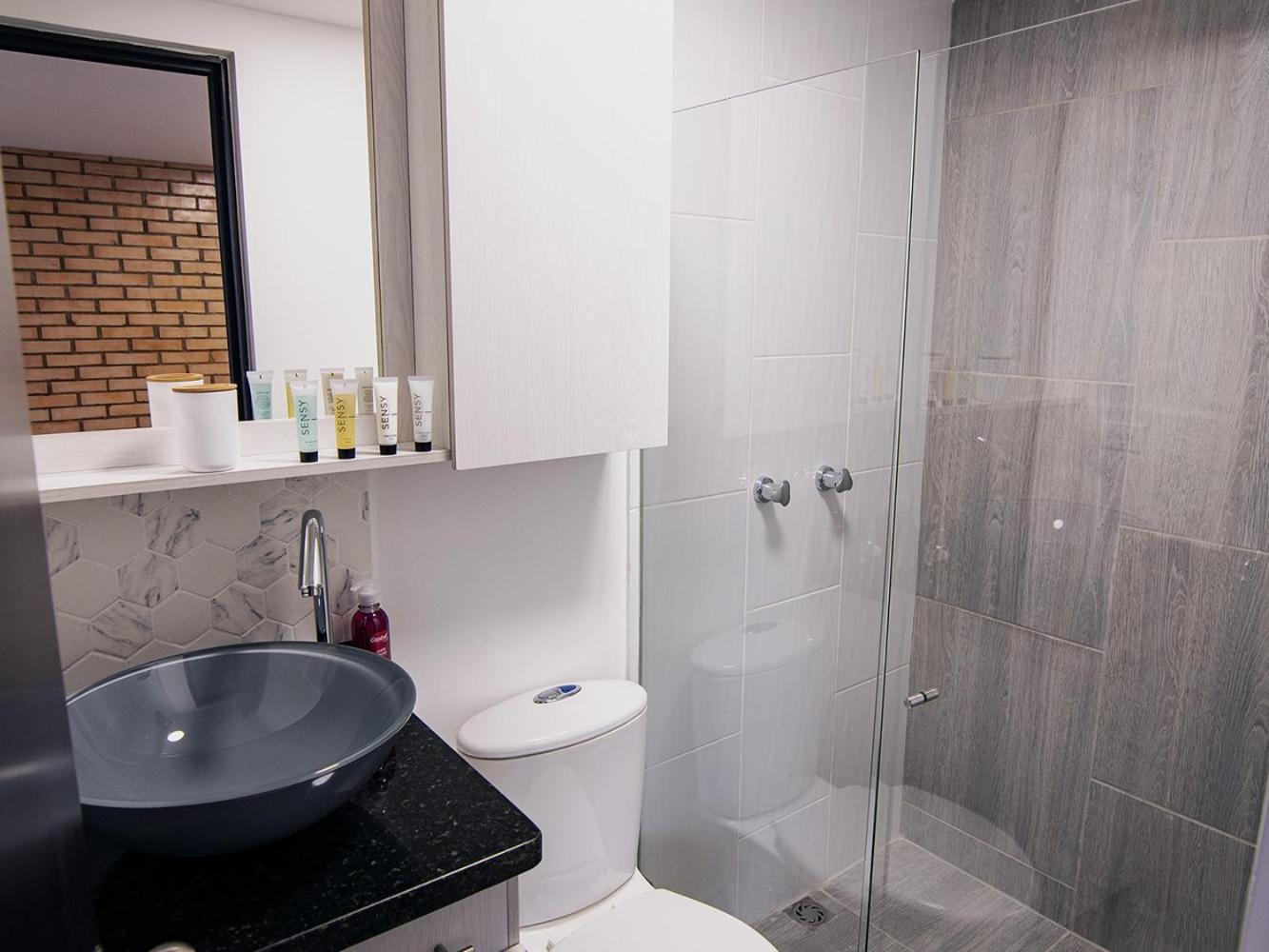 Apartamento Elegante Loft Cerca De Diversion Y Malls Medellín