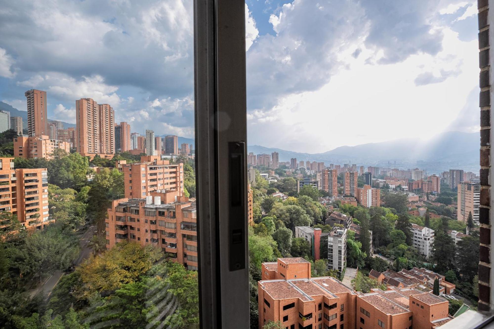 Stylish In El Poblado, Near Provenza! Apartamento *