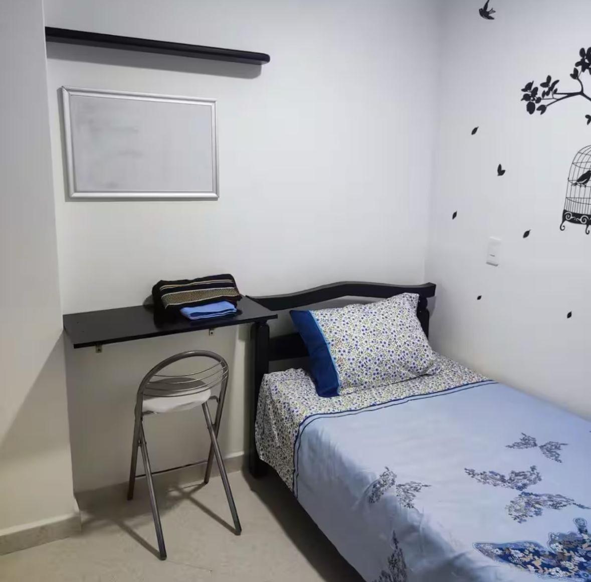 Privadas, Dentro De Apartamento, Comodas Y Muy Cercanas Al Poblado Medellín