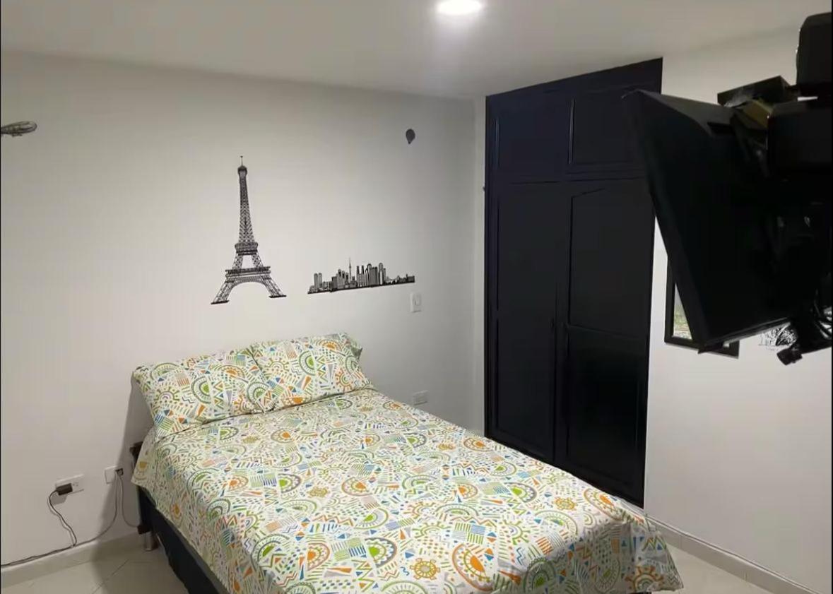 Privadas, Dentro De Apartamento, Comodas Y Muy Cercanas Al Poblado Medellín