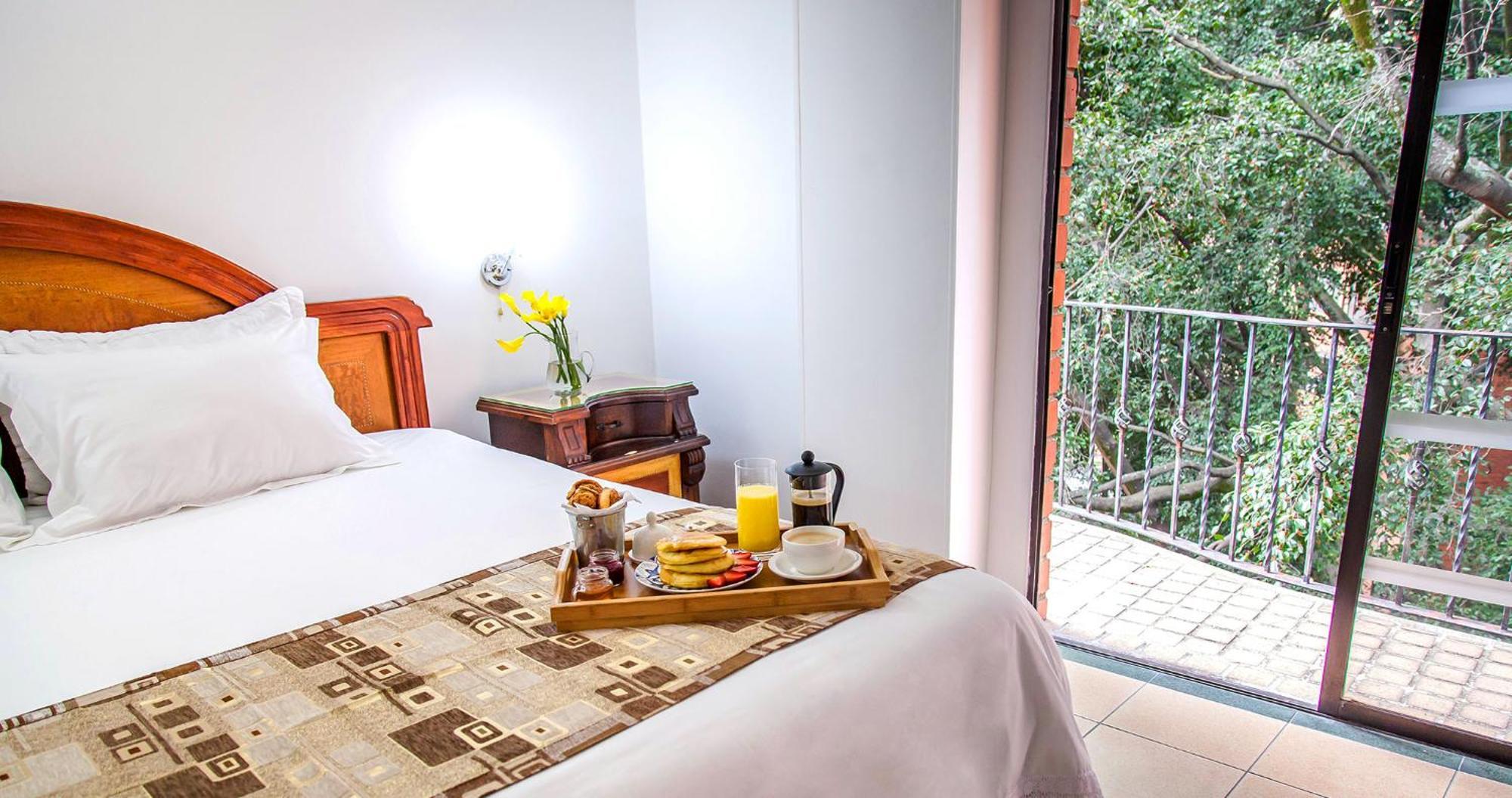 Casa Laureles Hotel