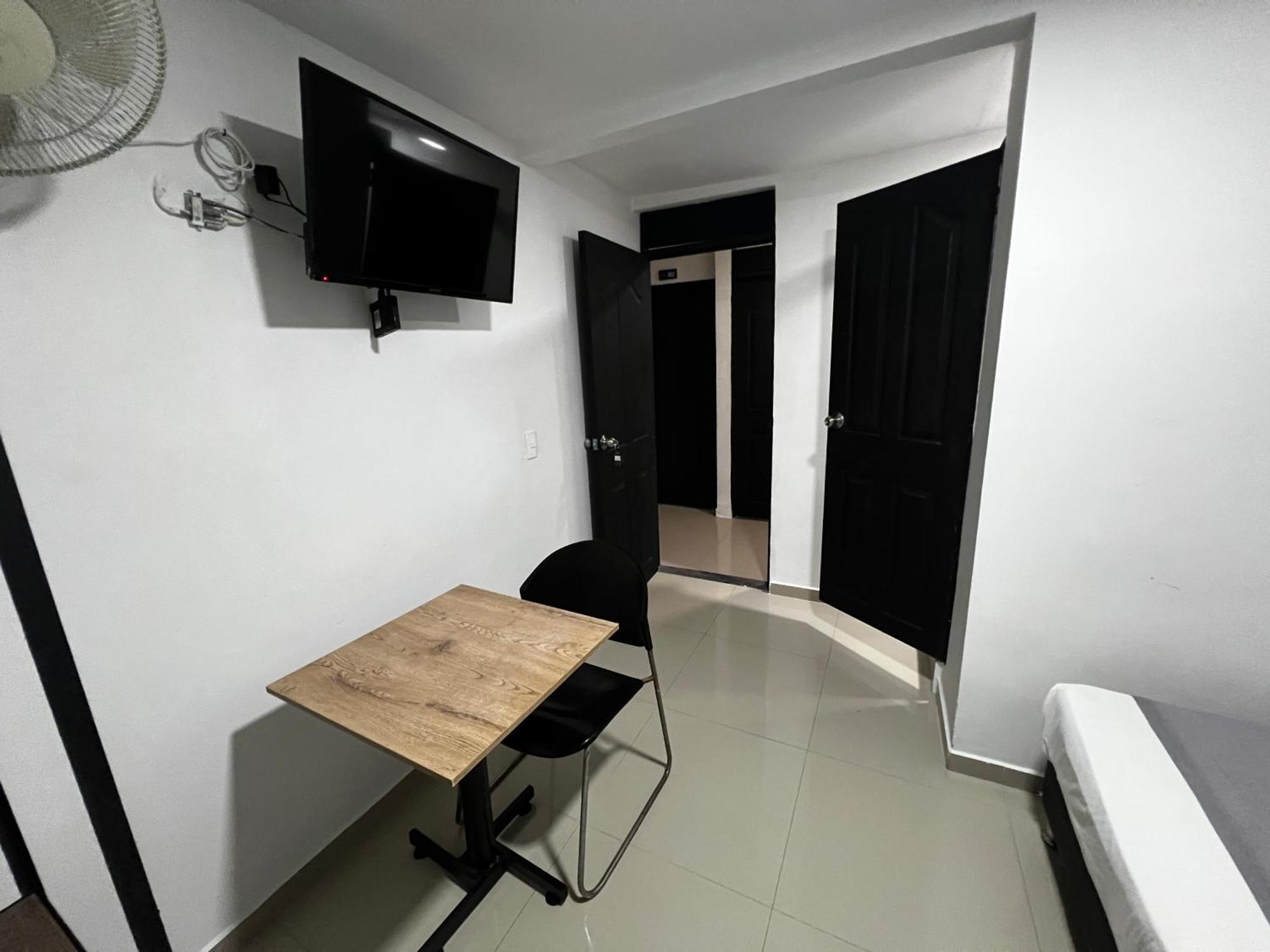 Hotel Laureles Aburra