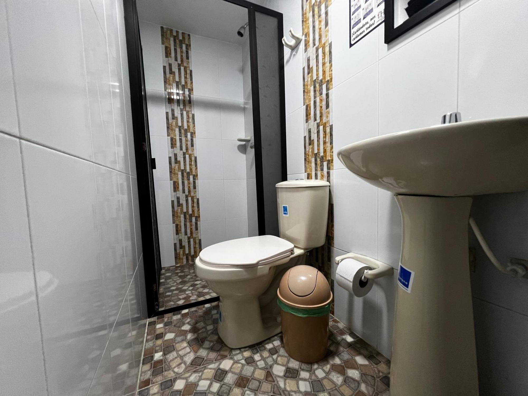 Hotel Laureles Aburra