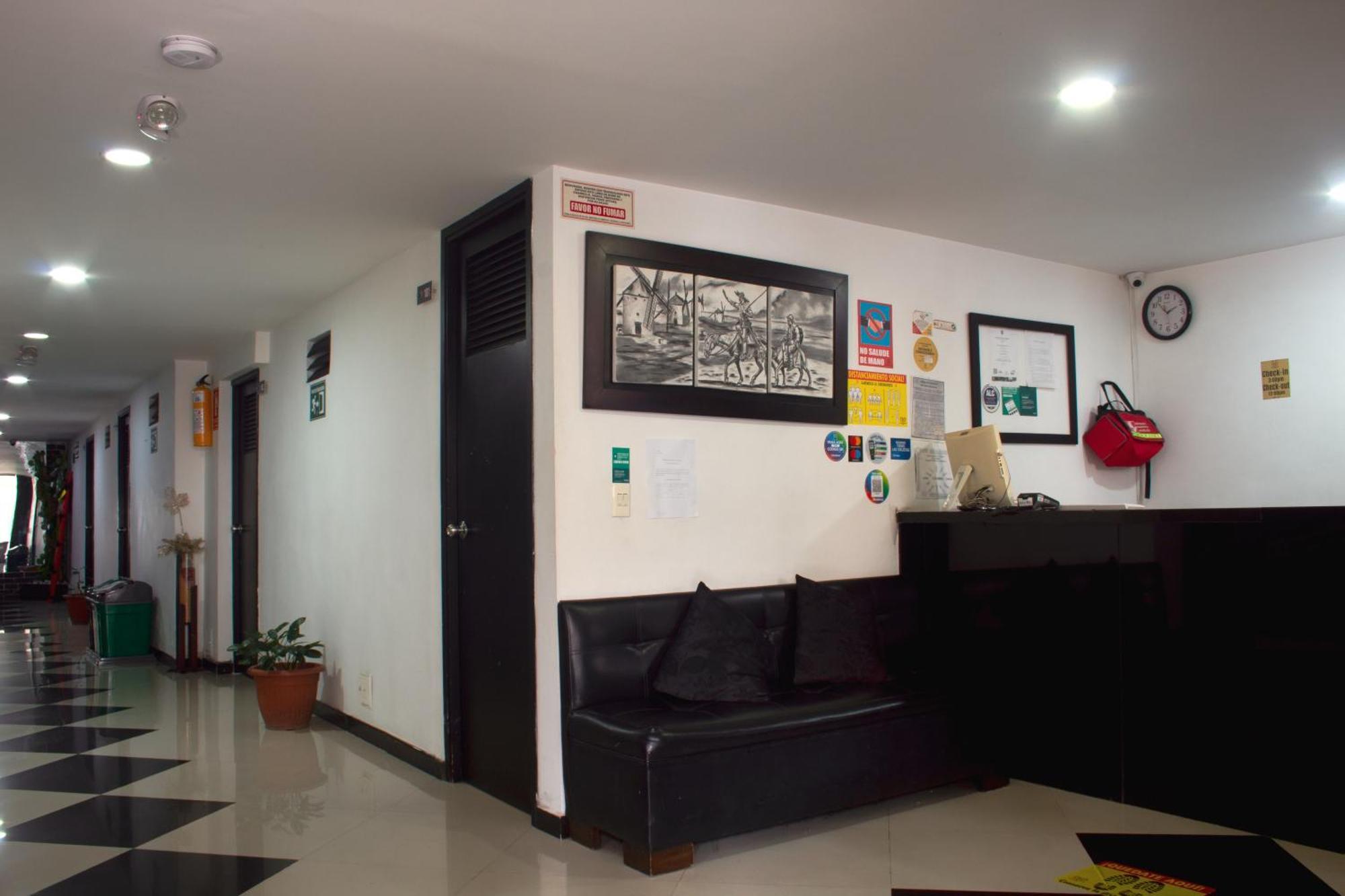 Hotel Laureles Aburra