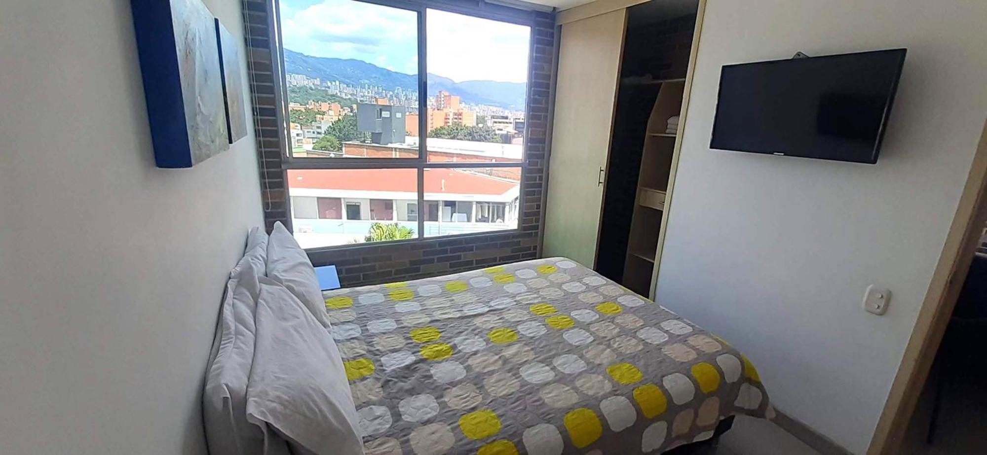 Apartamento Mingle With The Beautiful Paisas, Perfect Location