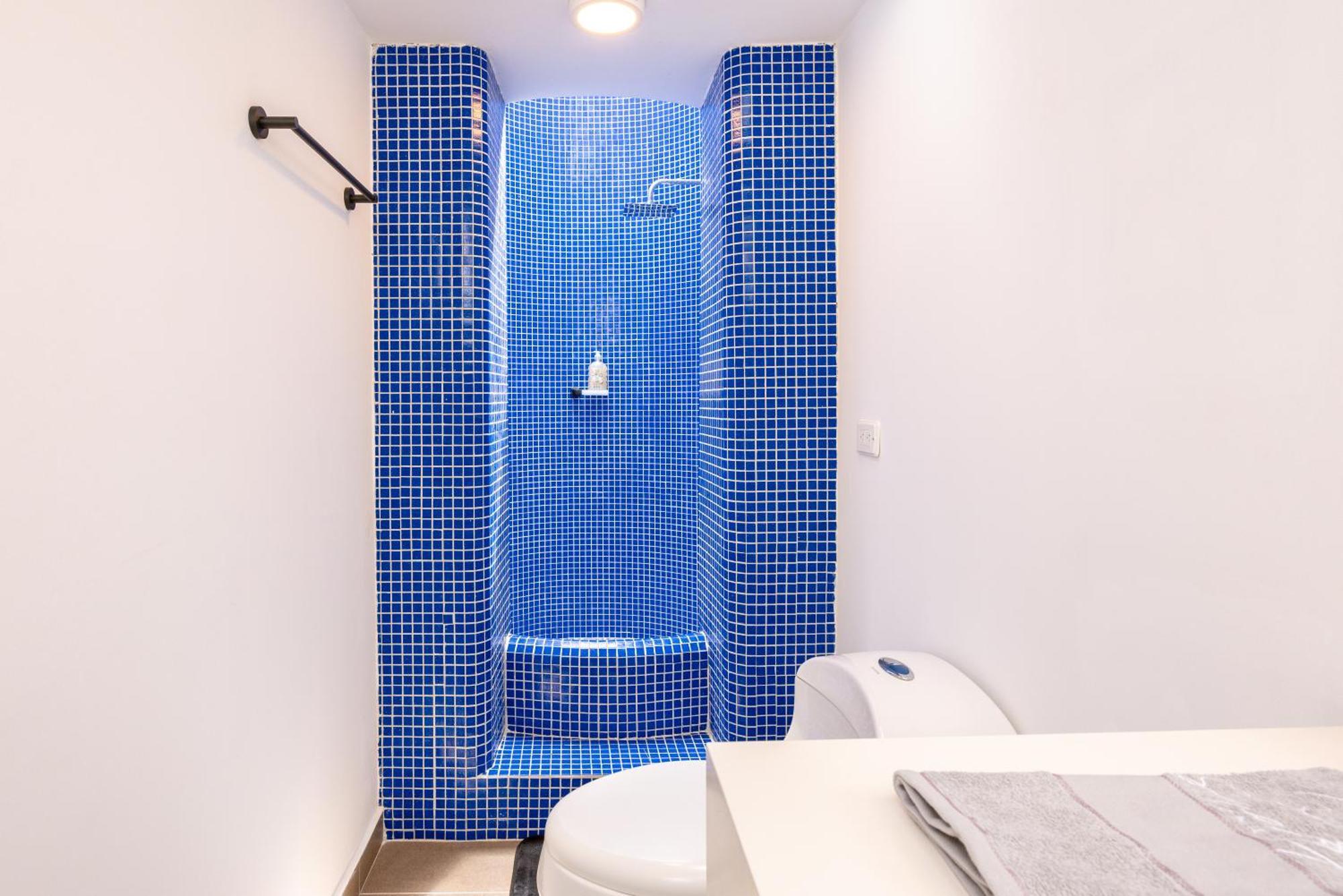 5br Poblado Close To Lleras Jacuzzi Cinema Ac Villa *